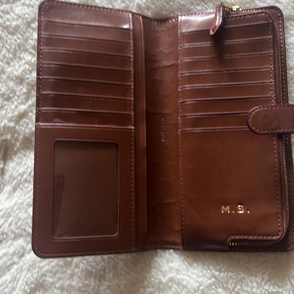 Coach Women’s wallet in Honey color - Picture 3 of 12